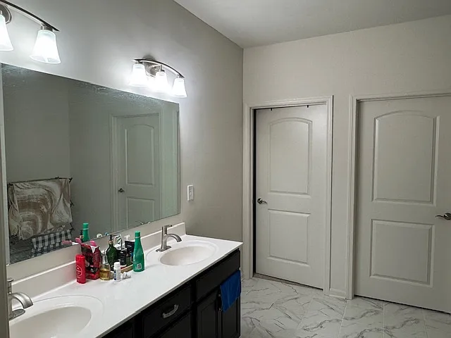2706 Hamilton Springs Dr — Photo 15
