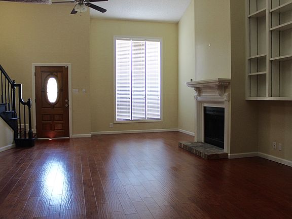 3rd image of 2639 Lindenwood Dr