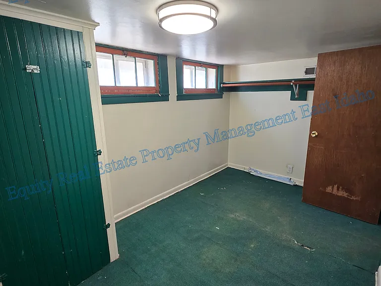 925 W Clark St #925 — Photo 24
