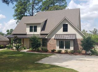 226 Old Palmetto Rd, Benton, LA 71006