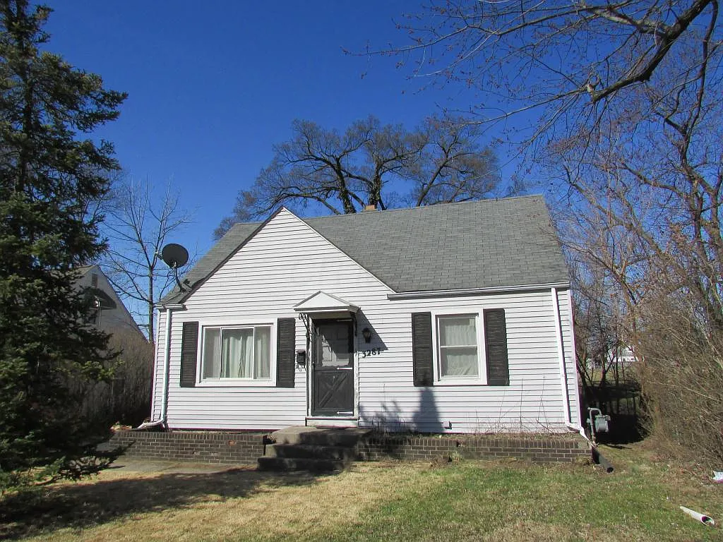 3287 Oaklawn St photo 1