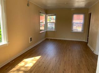 1012 NE 42nd St SUITE B, Seattle, WA 98105