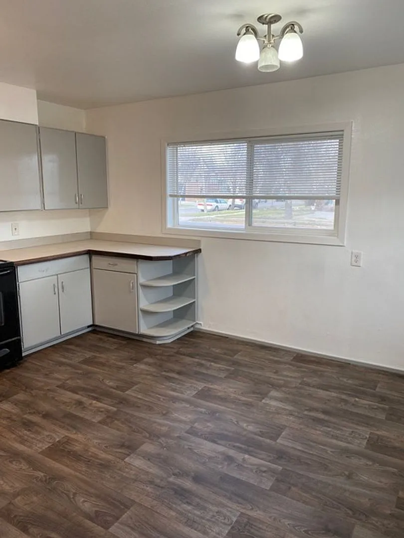826 3rd Avenue South — Photo 3
