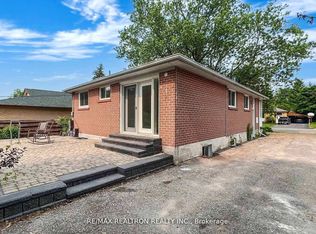 14 Child Dr #BASEMENT, Aurora, ON L4G1Y5
