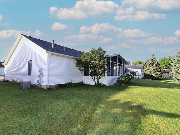 2nd image of 5133 Copper Pointe Dr