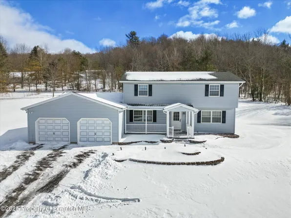 2420 Hawleyton Tpke, Brackney, PA 18812