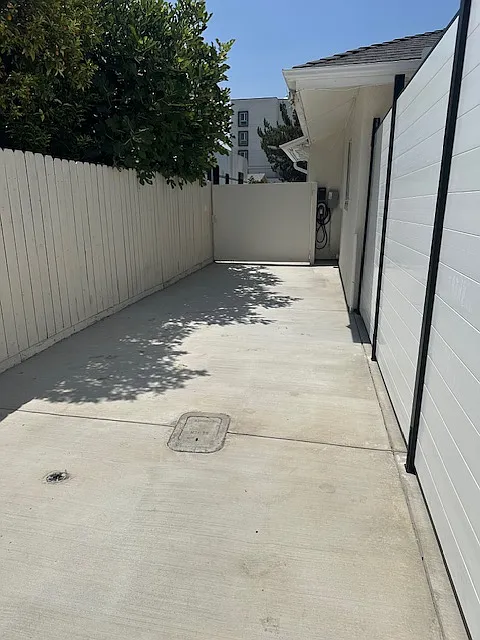 1 bed, 530 sqft, $2,200 — Photo 2