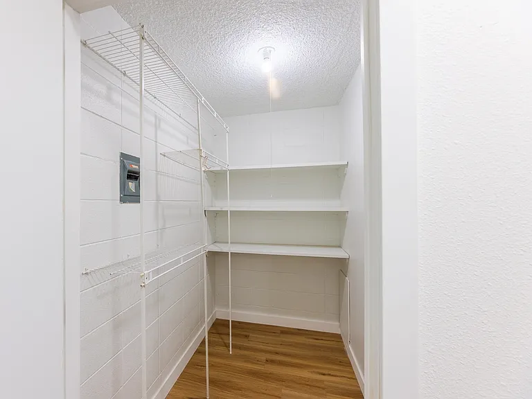 9700 Bonaventure Dr SE — Photo 1