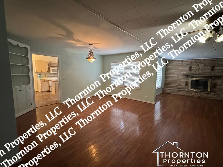 9341 Highway 431 — Photo 3