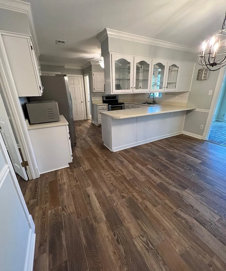 4 bed, 2.5 bath, 3003 sqft, $3,000 — Photo 3