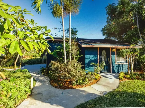 4884 Bonanza Ct, Palm Beach Gardens, FL 33418