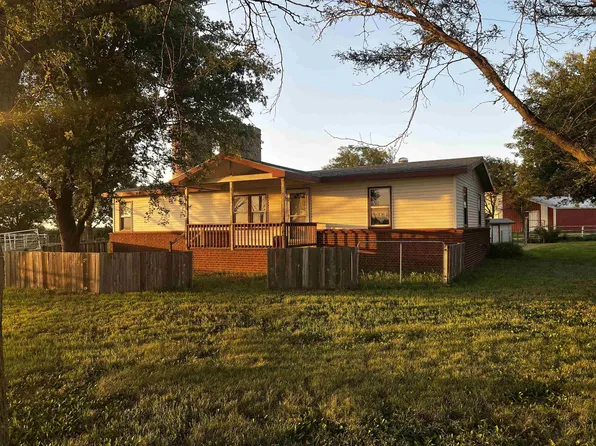 9811 S Meridian Ave, Peck, KS 67120