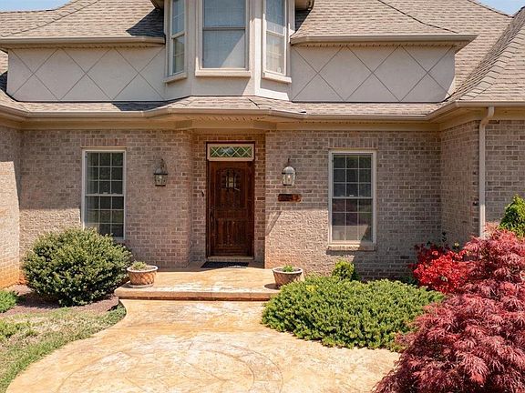 3rd image of 1517 Country Estates Dr