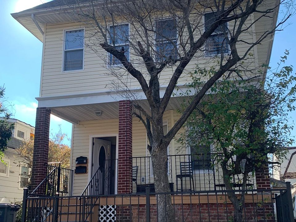 1st image of 174 Beechwood Ave