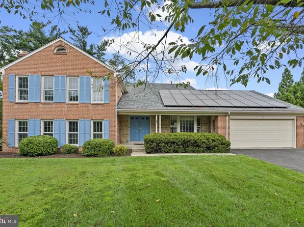 6 Thorburn Ct, Gaithersburg, MD 20878