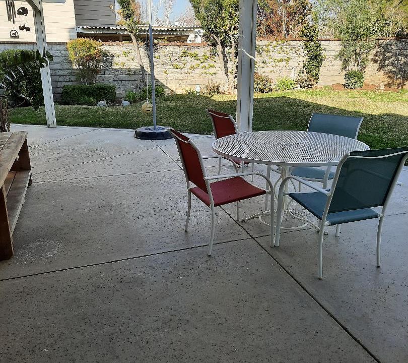 2nd image of 26312 Woodlark Ln