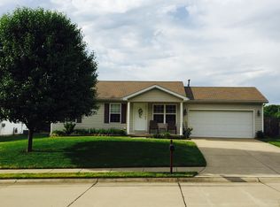 6312 Acadia Dr, Newburgh, IN