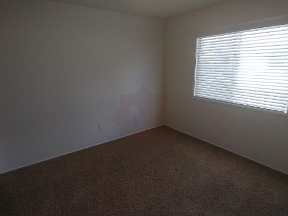 5th image of 301 Verano Dr APT 32