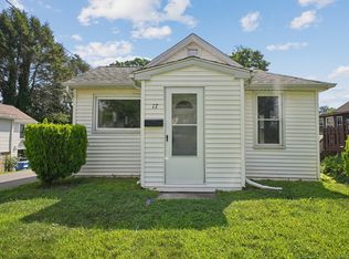 17 Overlook Ave, Bristol, CT 06010