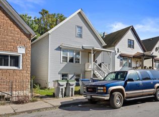 2474 S 5th Pl, Milwaukee, WI 53207
