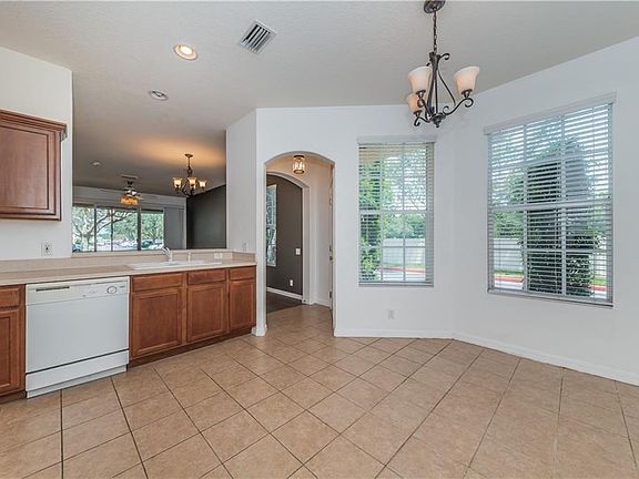 4th image of 5305 60th Ave N