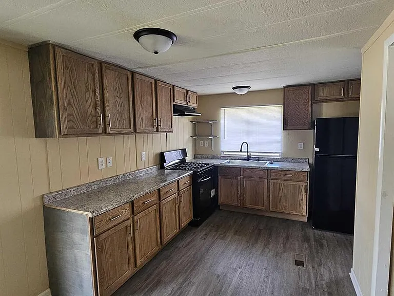 2737 W Washington Ctr #244 — Photo 1