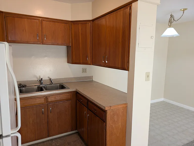 1280 Wolff St #6 — Photo 6