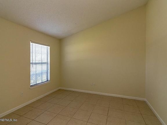 4th image of 974 Chalmet Ln
