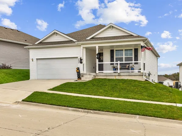 2605 Chan Dr, Adel, IA 50003