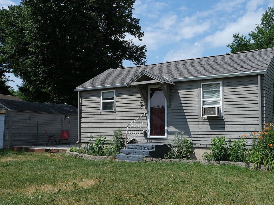 1st image of 402 S Griffin St