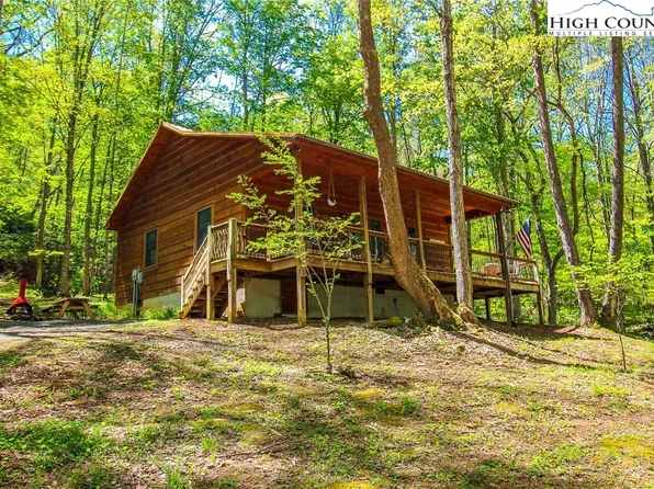380 N Acorn Drive, Warrensville, NC 28693