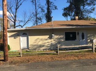 440 Northampton St, Holyoke, MA 01040