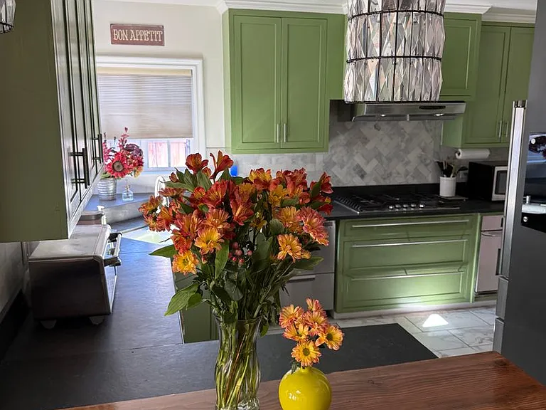 6254 Agnes Ave — Photo 13
