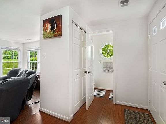 4th image of 24 Amarillo Ct #125