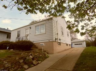 4899 Lee Rd, Cleveland, OH 44128