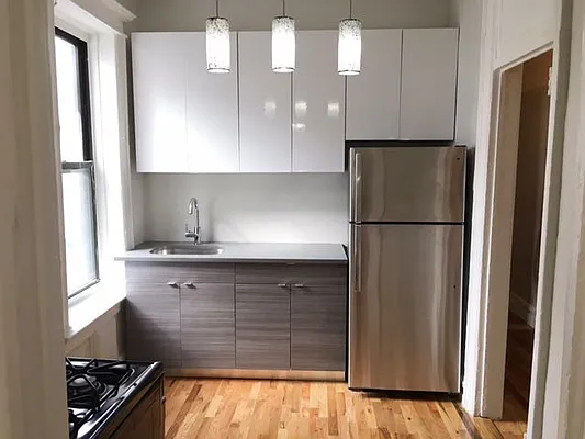 Rented by Empire Valley | media 19