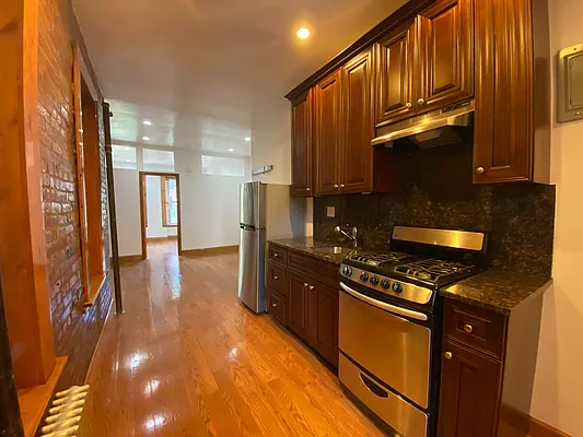 Rented by Best Apartments North Inc | media 17