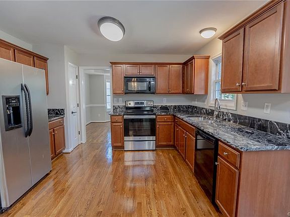 3rd image of 5401 S Prestonwood Ave