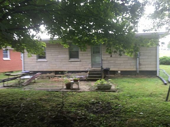4th image of 403 Durham St