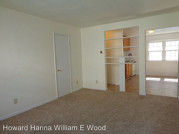 4th image of 4634 Coronet Ave #B