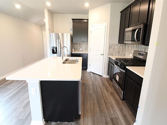 4th image of 504 Dayspring Cv