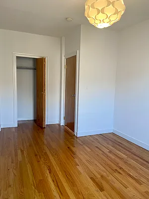 Rented by LDMI Realty Group LLC | media 29