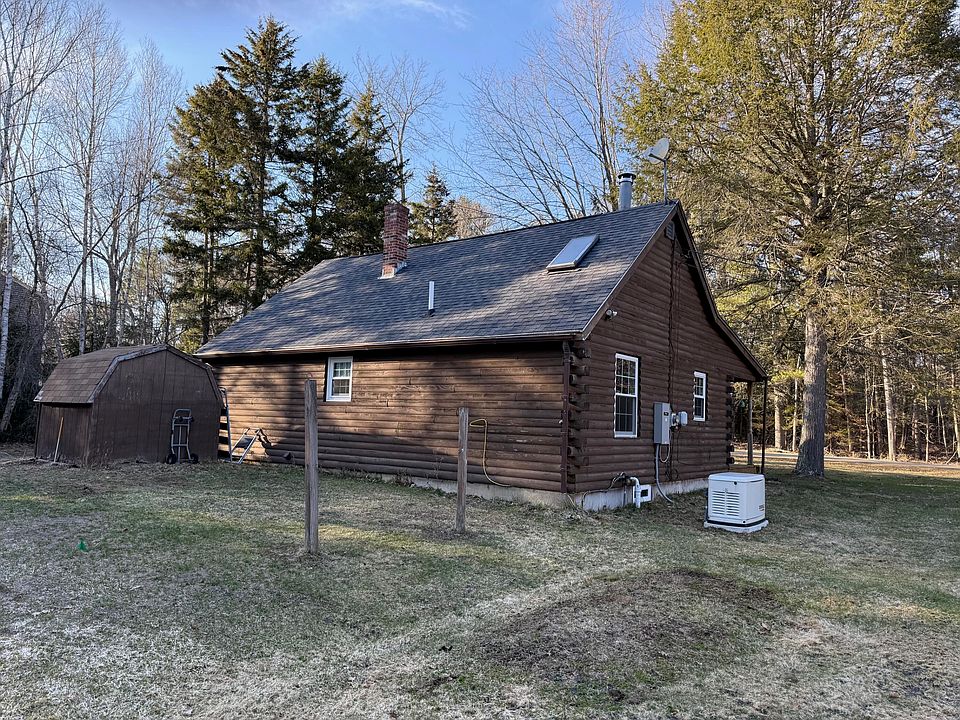 2nd image of 31 Range Road