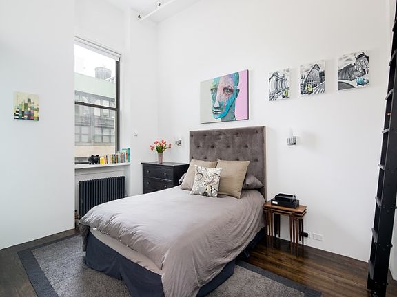 5th image of 718 Broadway APT 11D