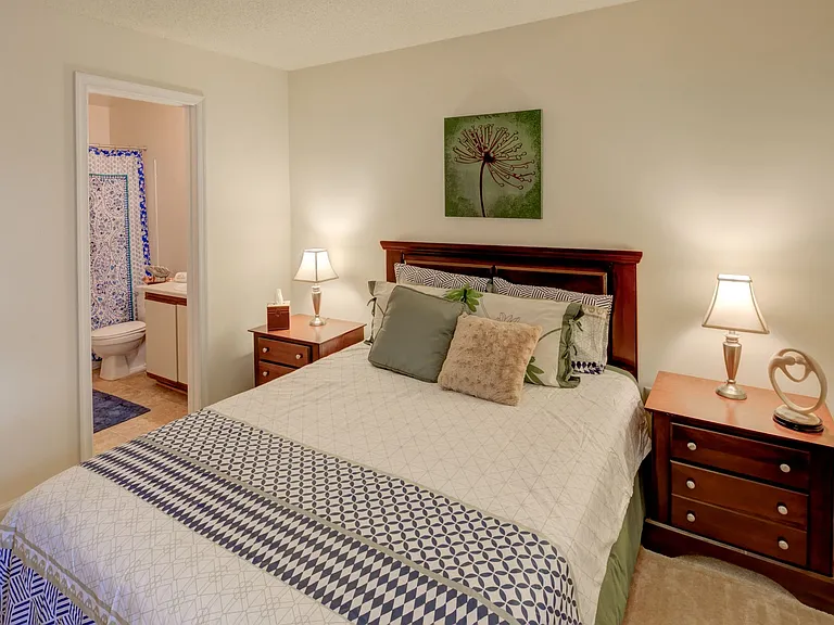 Woodbriar Apartment Homes — Photo 19