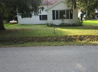 9840 Barney Rd, Albion, PA 16401