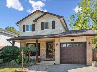 116 Erinbrook Dr, Kitchener, ON N2E3C4