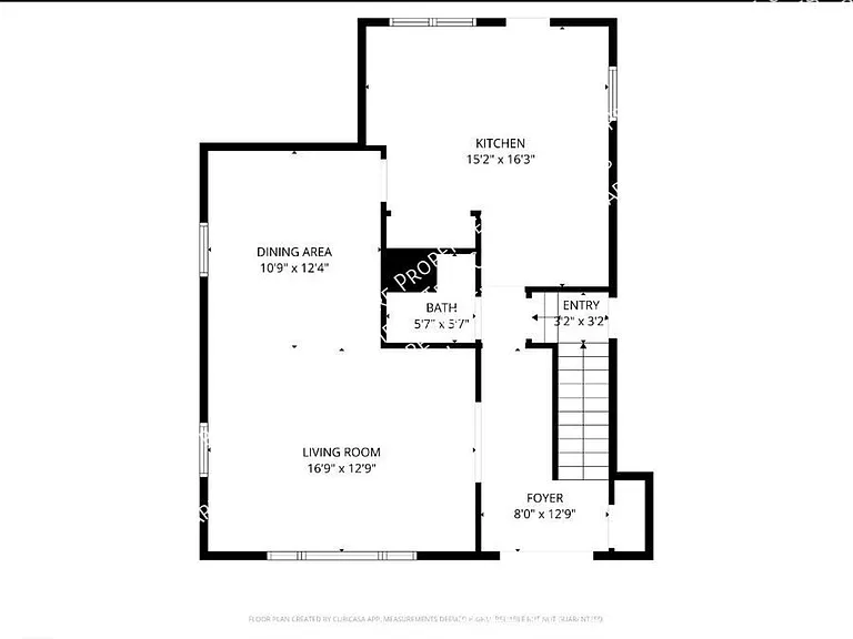 2109 Peachtree Ln — Photo 2