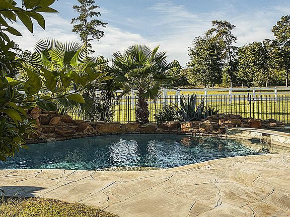 Beautiful saltwater pool