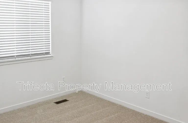 632 Thoroughbred Ln — Photo 11